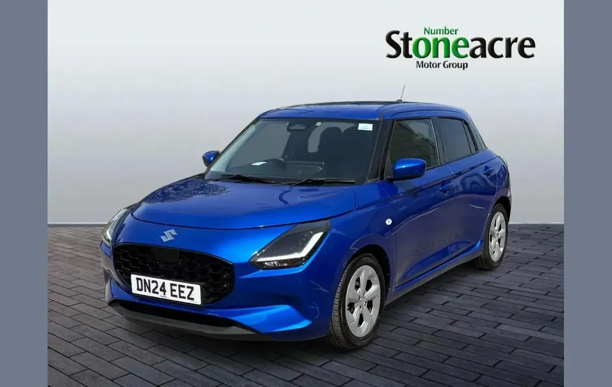 Used Suzuki Swift 80 HP (58 kW) 2024 Blue Hatchback
