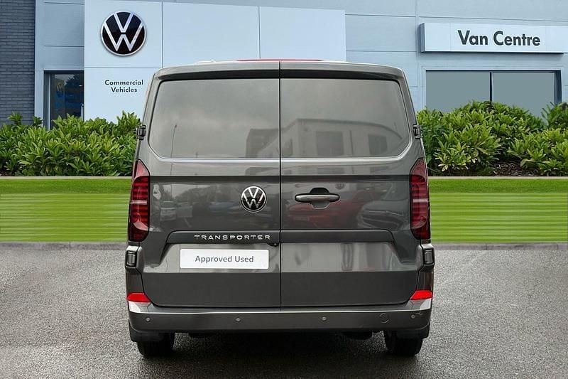 Ny VW Transporter Pro 150 HK (110 kW) 2026 Grå Van