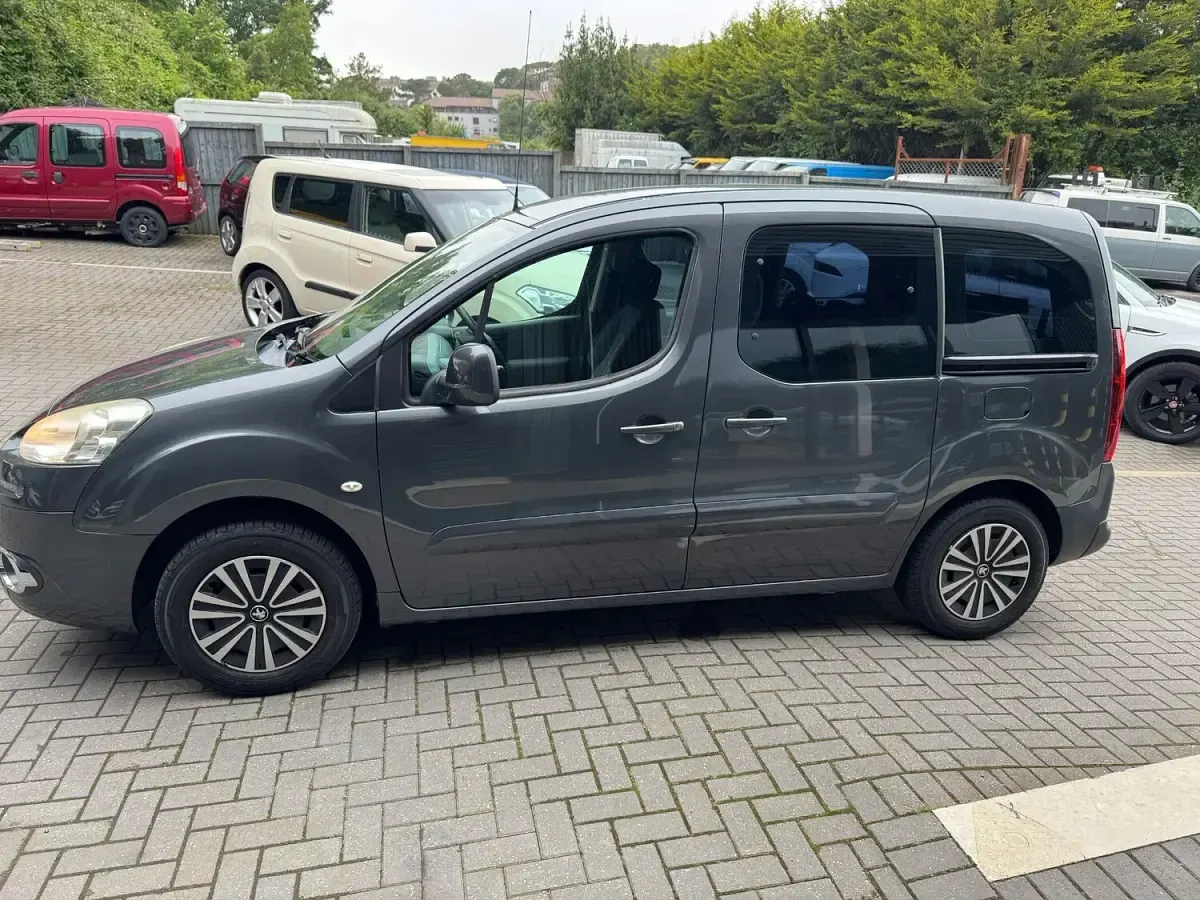 Used Peugeot Partner Tepee Access 2015 Grey MPV