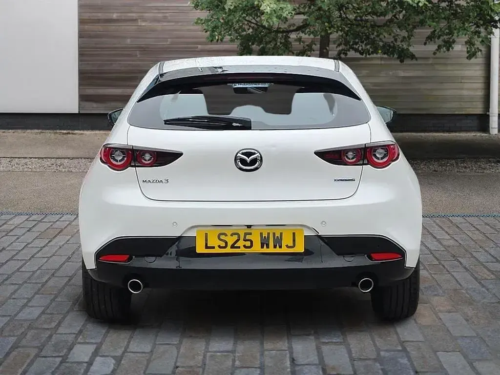 Used Mazda 3 Center-Line 186 HP (136 kW) 2025 White Hatchback