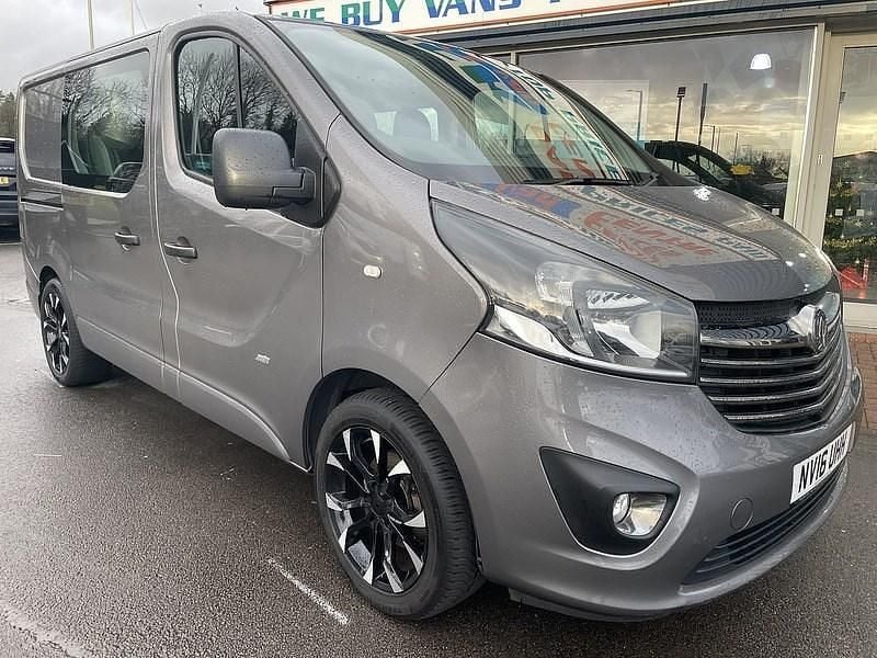 Used Vauxhall Vivaro Sportive 120 HP (88 kW) 2016 Grey MPV