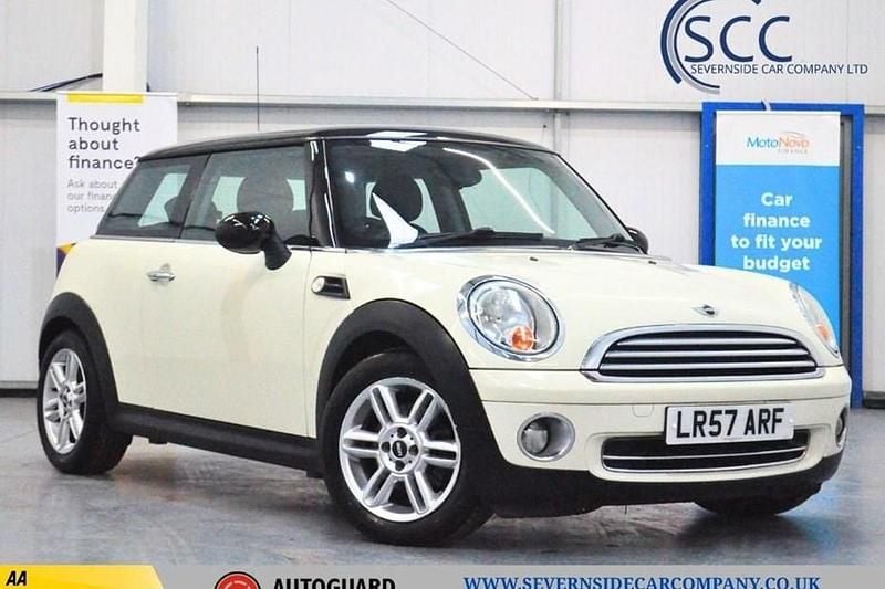 White Used 2007 Mini Cooper Hatch Hatchback | £2,495 (Super price) - Image 1/1