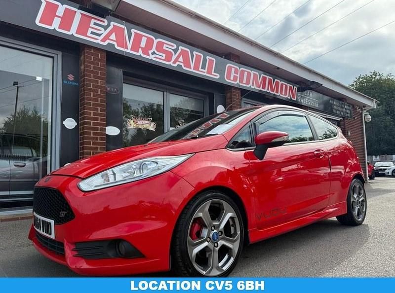 Red Used 2014 Ford Fiesta ST Hatchback | £4,500 (Fair price) - Image 1/4