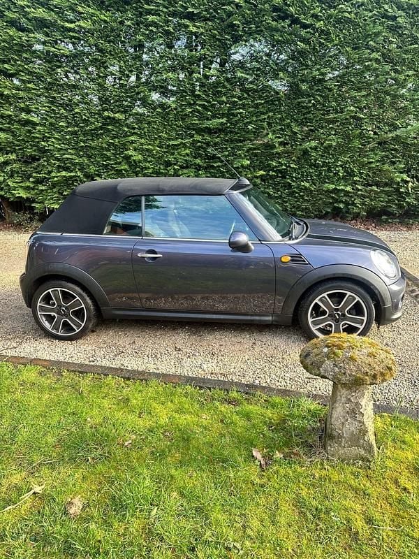 Begagnad Mini Cooper Cabriolet 122 HK (89 kW) 2014 Grå Cab