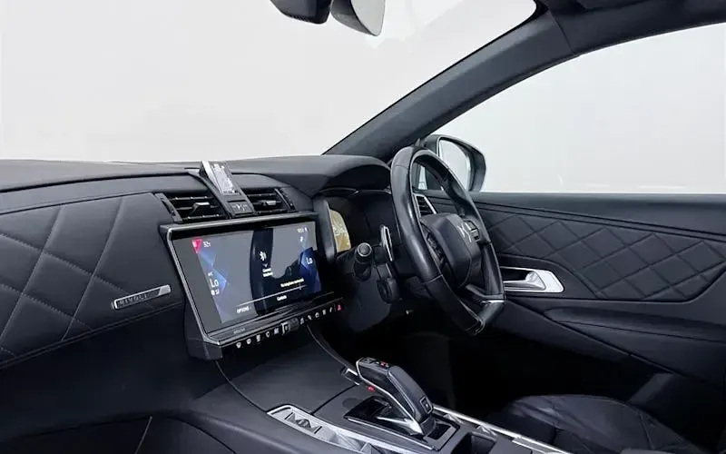 Used DS Automobiles DS7 Crossback Prestige 224 HP (164 kW) 2021 SUV