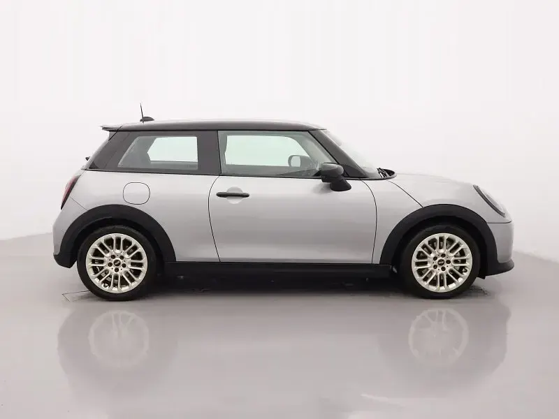 Used Mini Cooper S Hatch 201 HP (147 kW) 2024 Silver Hatchback