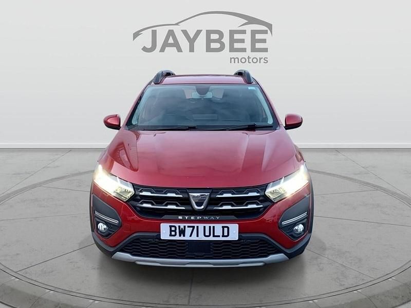 Begagnad Dacia Sandero Prestige 2021 Röd Halvkombi