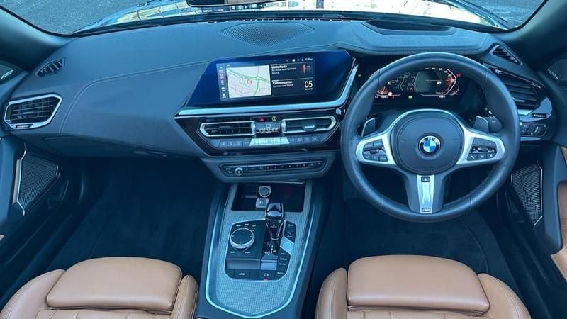 Used BMW Z4 M Sport 335 HP (246 kW) 2023 Purple Cabriolet