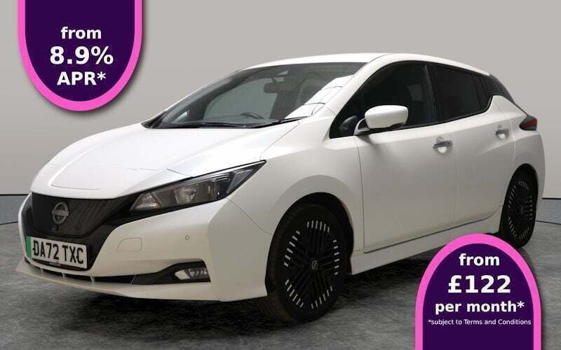 White Used 2022 Nissan Leaf N-Connecta Hatchback | £10,253 (Good price) - Image 1/3