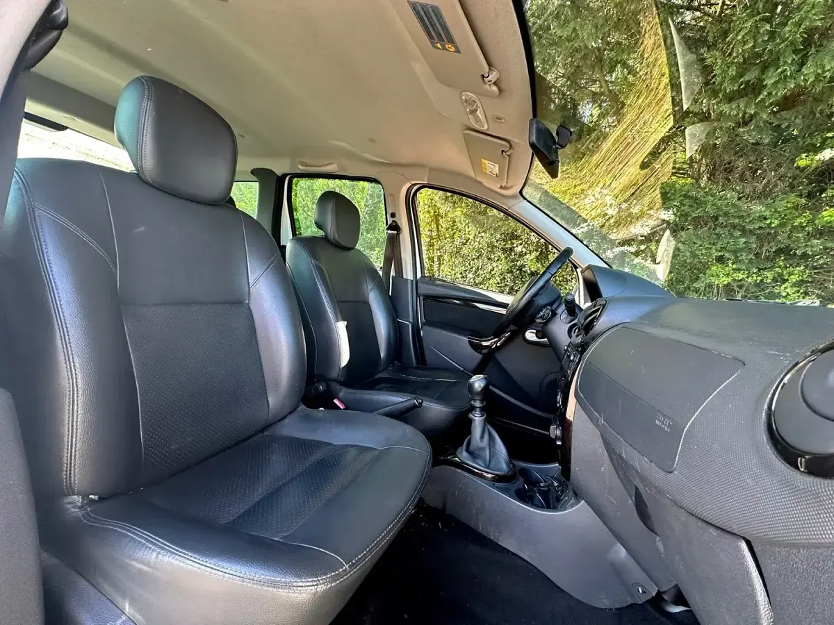 Used Dacia Duster Ambiance 2012 White SUV
