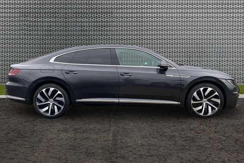 Used VW Arteon 150 HP (110 kW) 2019 Hatchback