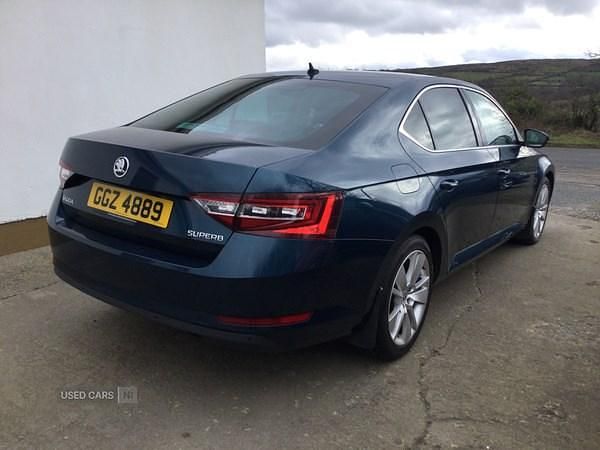 Used Skoda Superb SE L Executive 150 HP (110 kW) 2017 Blue Hatchback