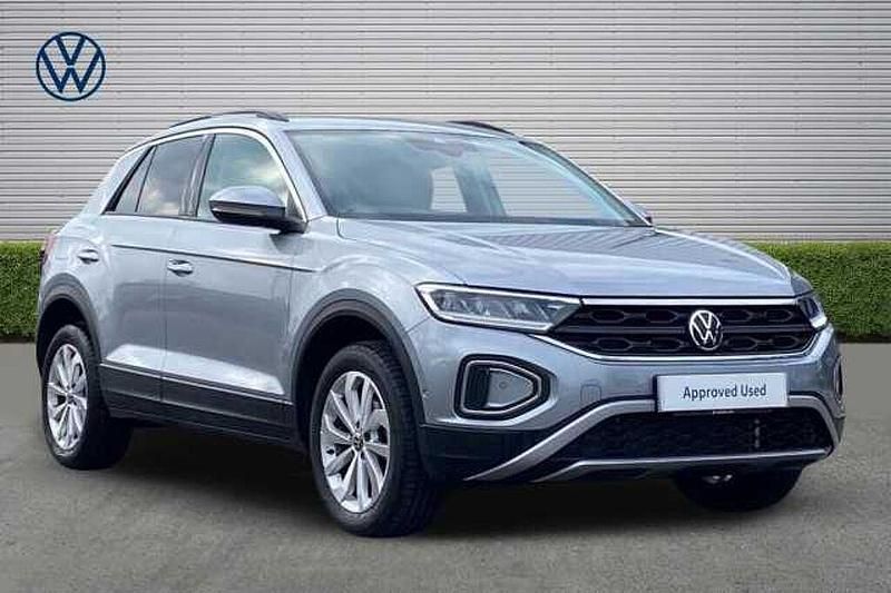 Used VW T-Roc Match 150 HP (110 kW) 2025 Silver SUV