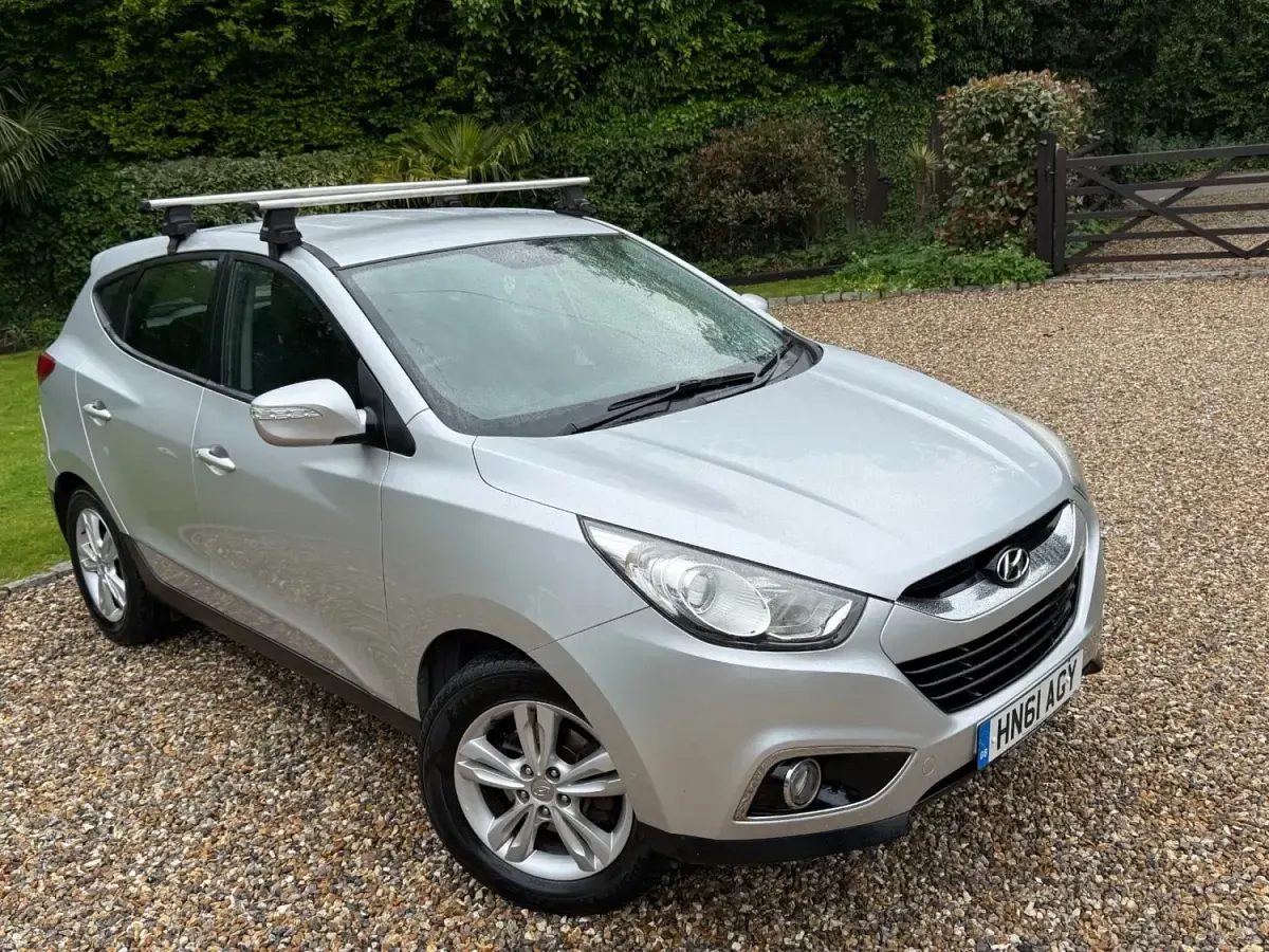 Usado Hyundai ix35 Style 135 HP (99 kW) 2011 Prateado SUV