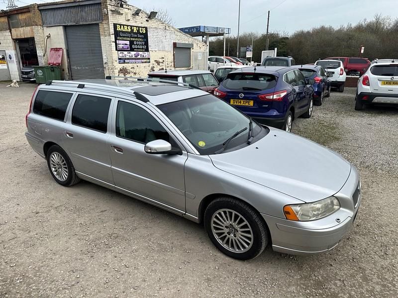 Second-hand Volvo V70 2024 Argintiu Break