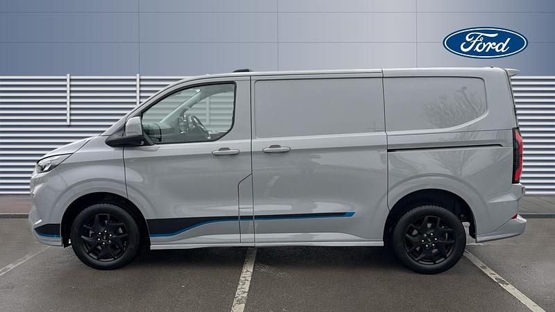 Used Ford Transit Custom Sport 170 HP (125 kW) 2025 Van