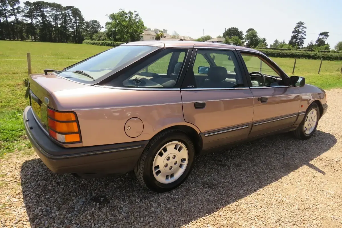 Used Ford Scorpio 1988 Bronze Hatchback