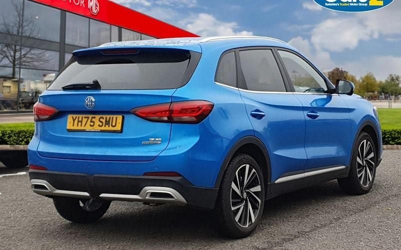 Used MG ZS Trophy 196 HP (144 kW) 2025 Blue Hatchback