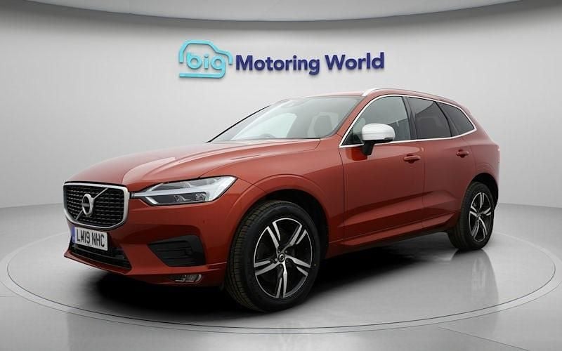 Used Volvo XC60 R-Design 190 HP (139 kW) 2019 Red SUV