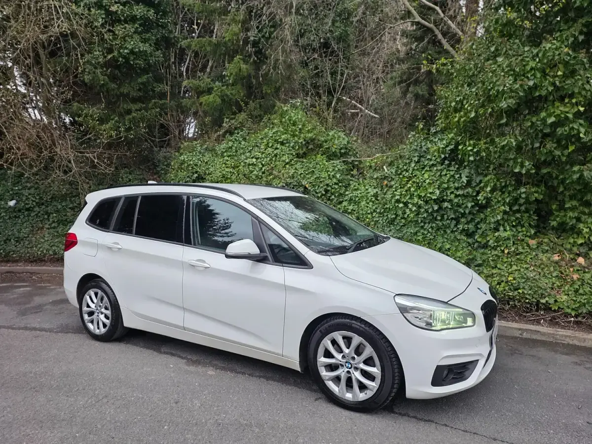 Used BMW 218 2018 White Estate