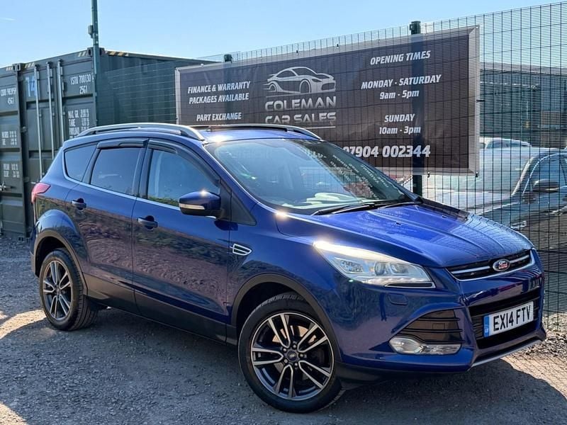 Usado Ford Kuga Titanium X 163 HP (119 kW) 2014 Azul SUV