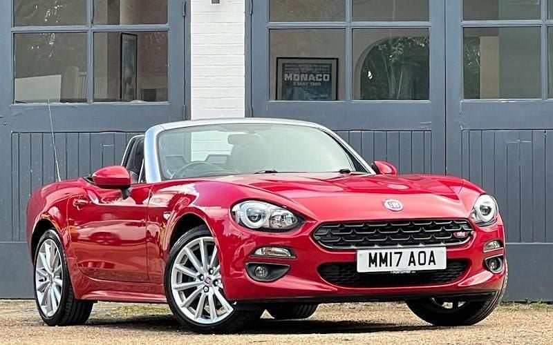 Usado Fiat 124 Spider Lusso 140 HP (102 kW) 2017 Cabrios