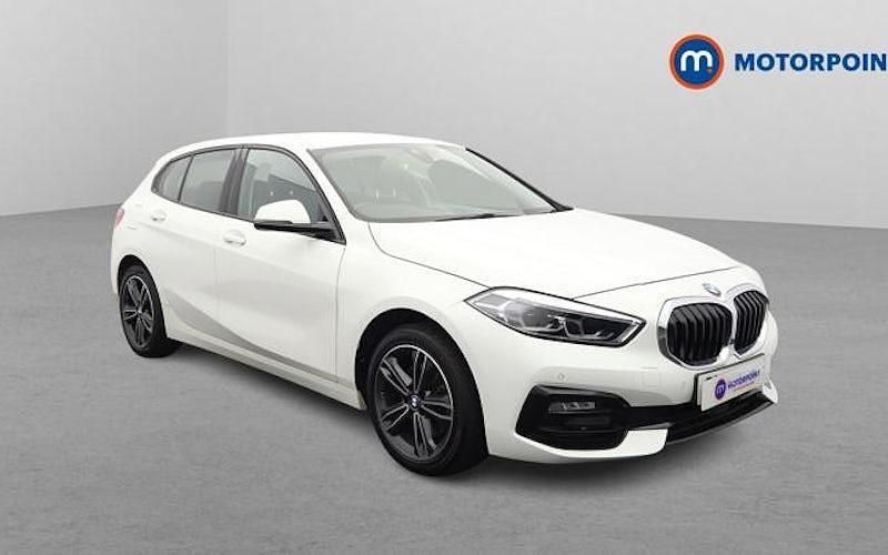 Used BMW 118 Sport Line 136 HP (100 kW) 2024 Hatchback