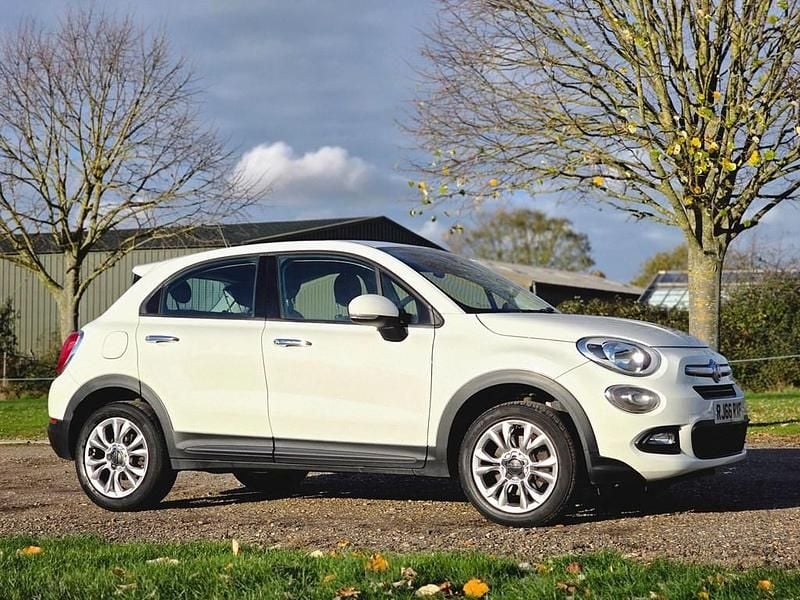 Used Fiat 500X Pop Star 170 HP (125 kW) 2016 White SUV