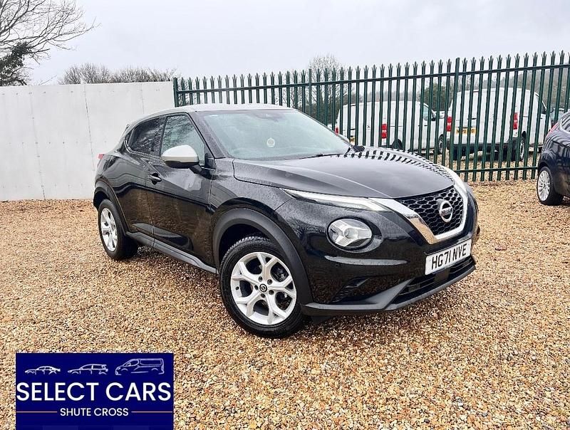 Used Nissan Juke N-Connecta 114 HP (83 kW) 2022 Black SUV