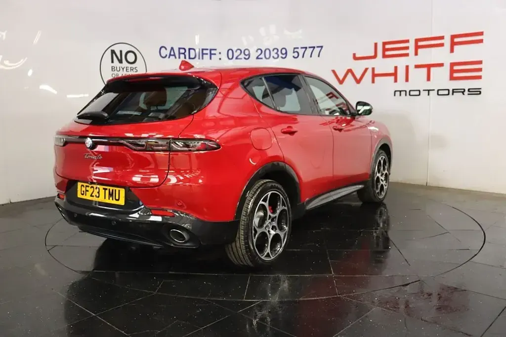 Used Alfa Romeo Tonale Veloce 2023 Red SUV
