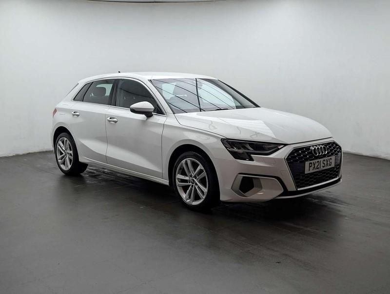 Used Audi A3 Sportback Sport 110 HP (80 kW) 2021 White Hatchback