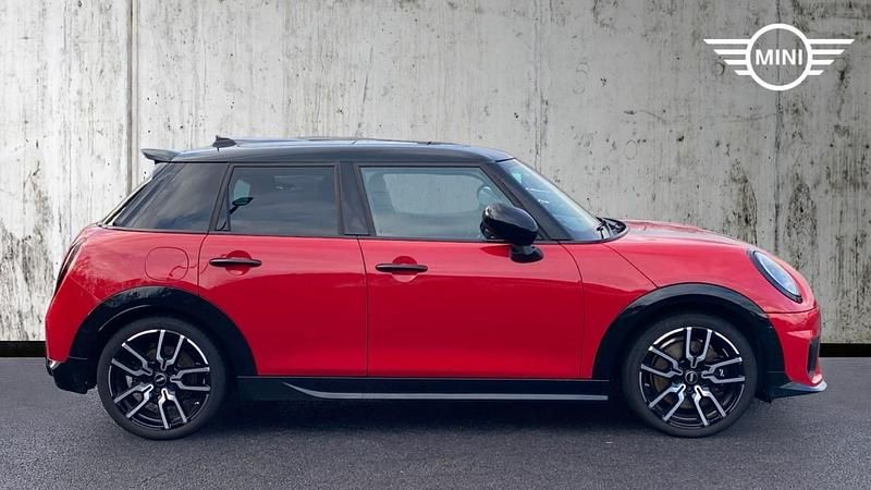 Used Mini Cooper S Hatch 201 HP (147 kW) 2024 Red Hatchback