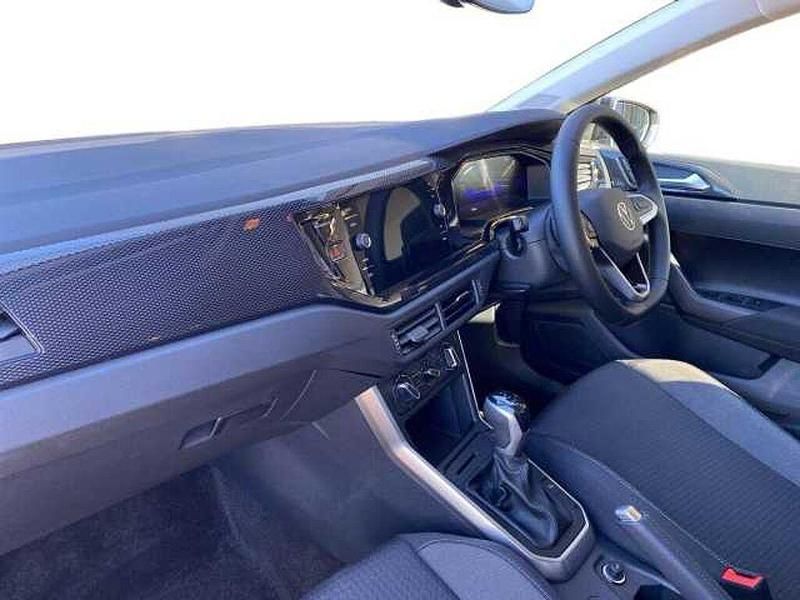 New VW Polo Match 95 HP (69 kW) 2025 Black Hatchback