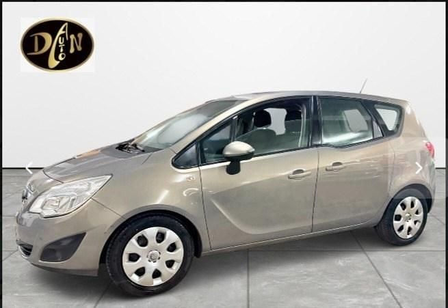 Second-hand Vauxhall Meriva 100 CP (73 kW) 2012 Maro Monovolum