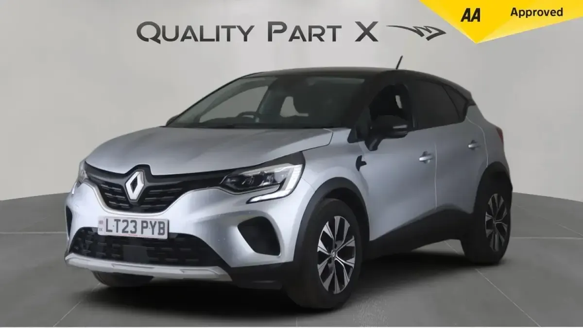 Used Renault Captur Evolution 143 HP (105 kW) 2023 Grey/black SUV