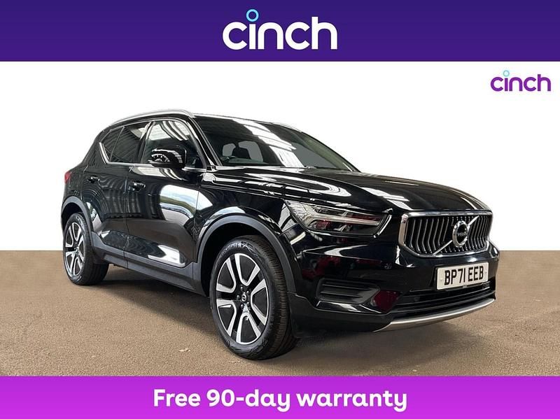 Black Used 2022 Volvo XC40 Inscription SUV | £18,689 (Good price) - Image 1/3