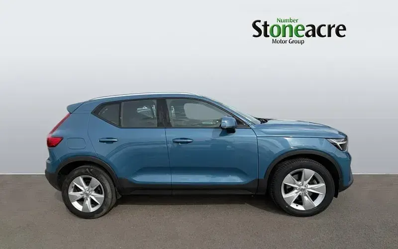Used Volvo XC40 Core 163 HP (119 kW) 2026 SUV