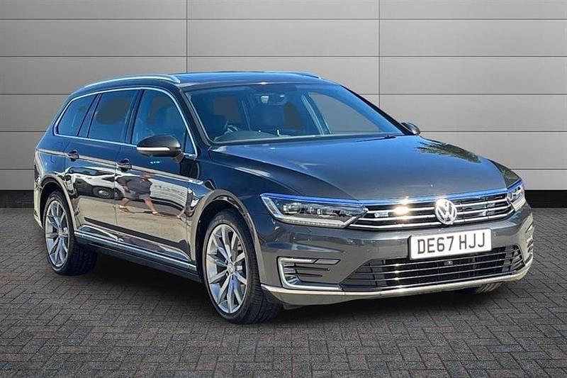 Unknown Used 2017 VW Passat Advance Estate | £9,995 (Fair price) - Image 1/2