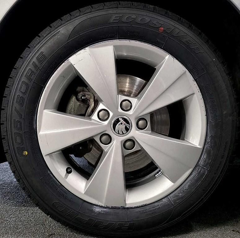 Used Skoda Octavia SE 110 HP (80 kW) 2020 Brilliant silver Hatchback