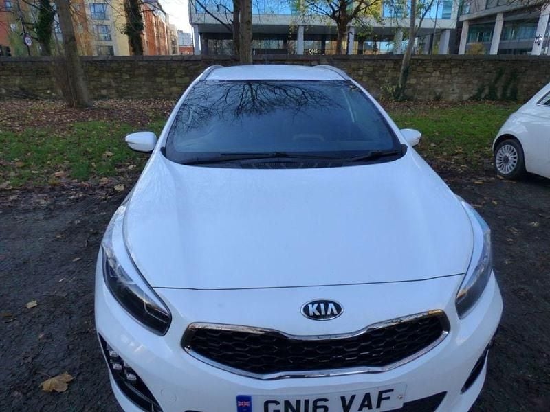 Used Kia Ceed GT-Line 2016 White Hatchback