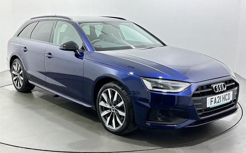 Used Audi A4 Sport 150 HP (110 kW) 2021 Blue Estate