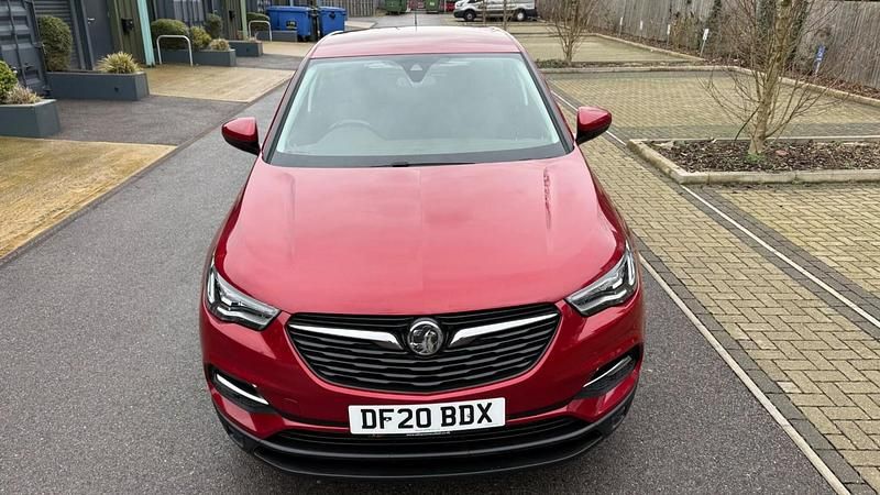 Used Vauxhall Grandland X S 130 HP (95 kW) 2020 Red SUV