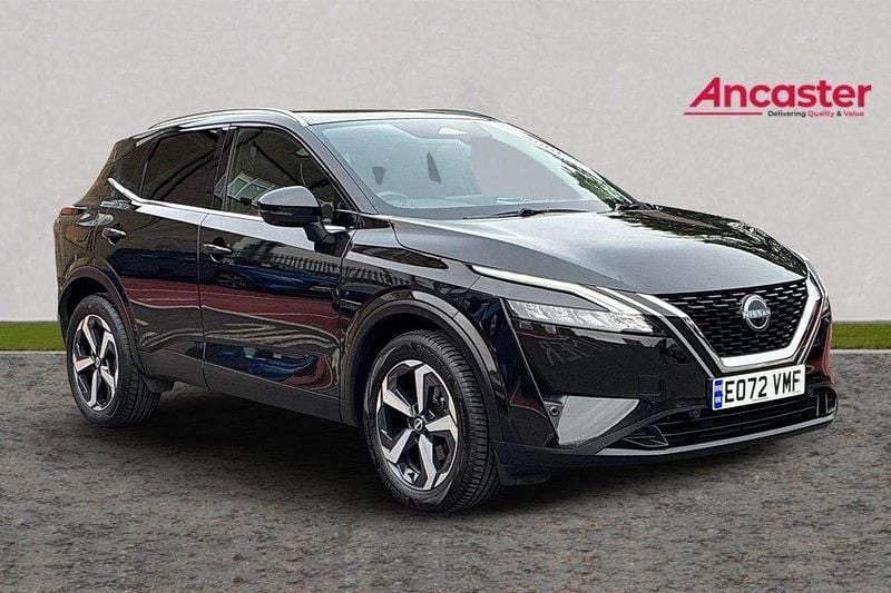 Black Used 2022 Nissan Qashqai N-Connecta SUV | £21,475 (Fair price) - Image 1/4