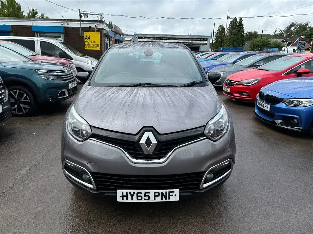 Used Renault Captur Dynamique 90 HP (66 kW) 2015 Grey/black SUV