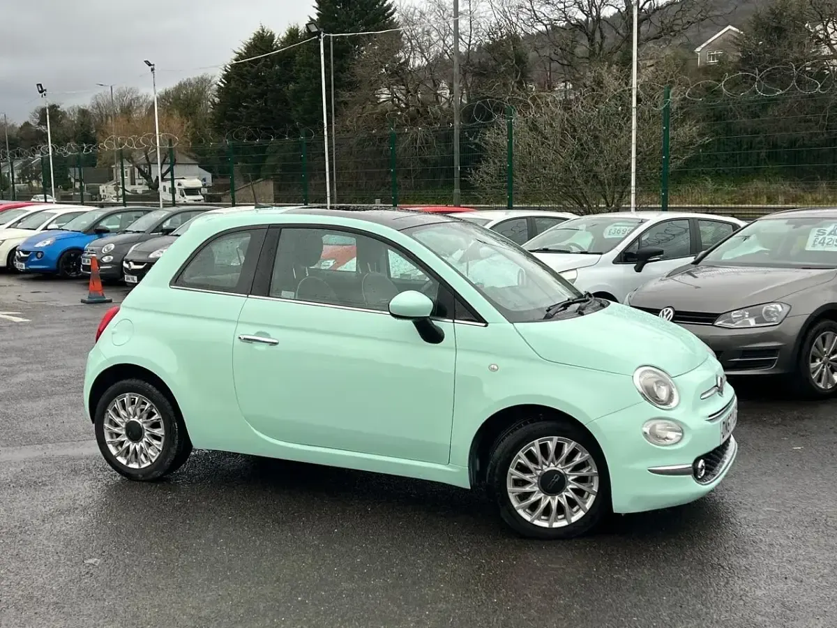 Used Fiat 500 Lounge 69 HP (50 kW) 2017 Green Hatchback
