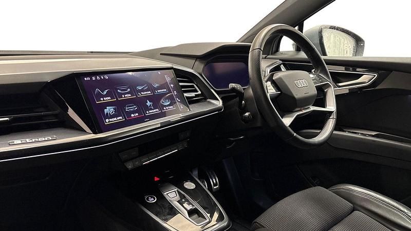 Used Audi Q4 Sportback e-tron S-Line 150 kW (204 HP) 2022 Silver SUV