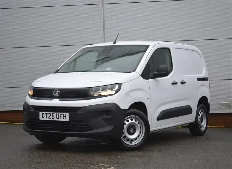 Nouă Vauxhall Combo S 2025 Alb Monovolum