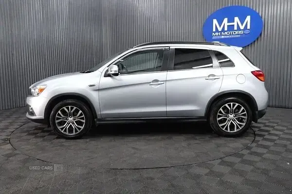 Used Mitsubishi ASX 114 HP (83 kW) 2017 Silver SUV