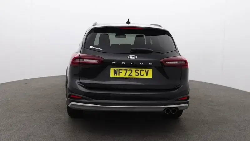 Used Ford Focus Active 125 HP (91 kW) 2022 Black Estate