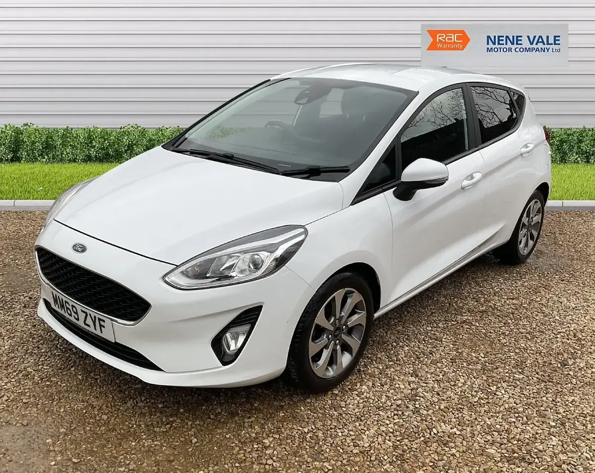 Used Ford Fiesta Trend 95 HP (69 kW) 2020 White Hatchback